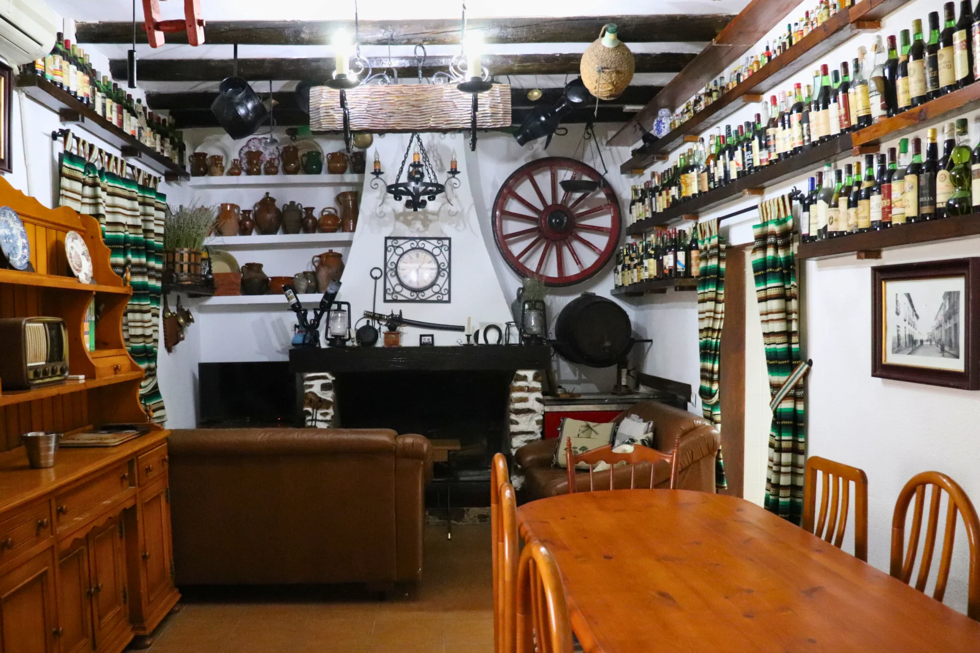 El salón rústico de Casa Eufemia
